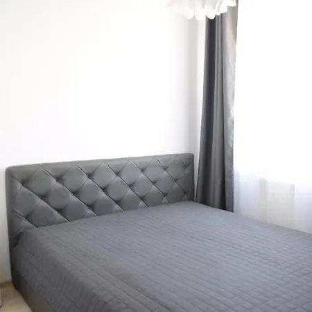 Apartament Przy Parku Zdrojowym 아파트 슈비노우이스쳬